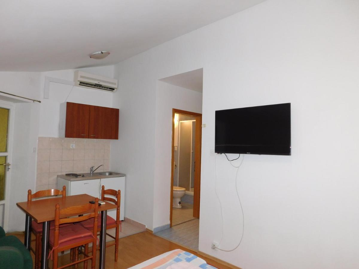 Apartments Nikolas Vodice Eksteriør billede