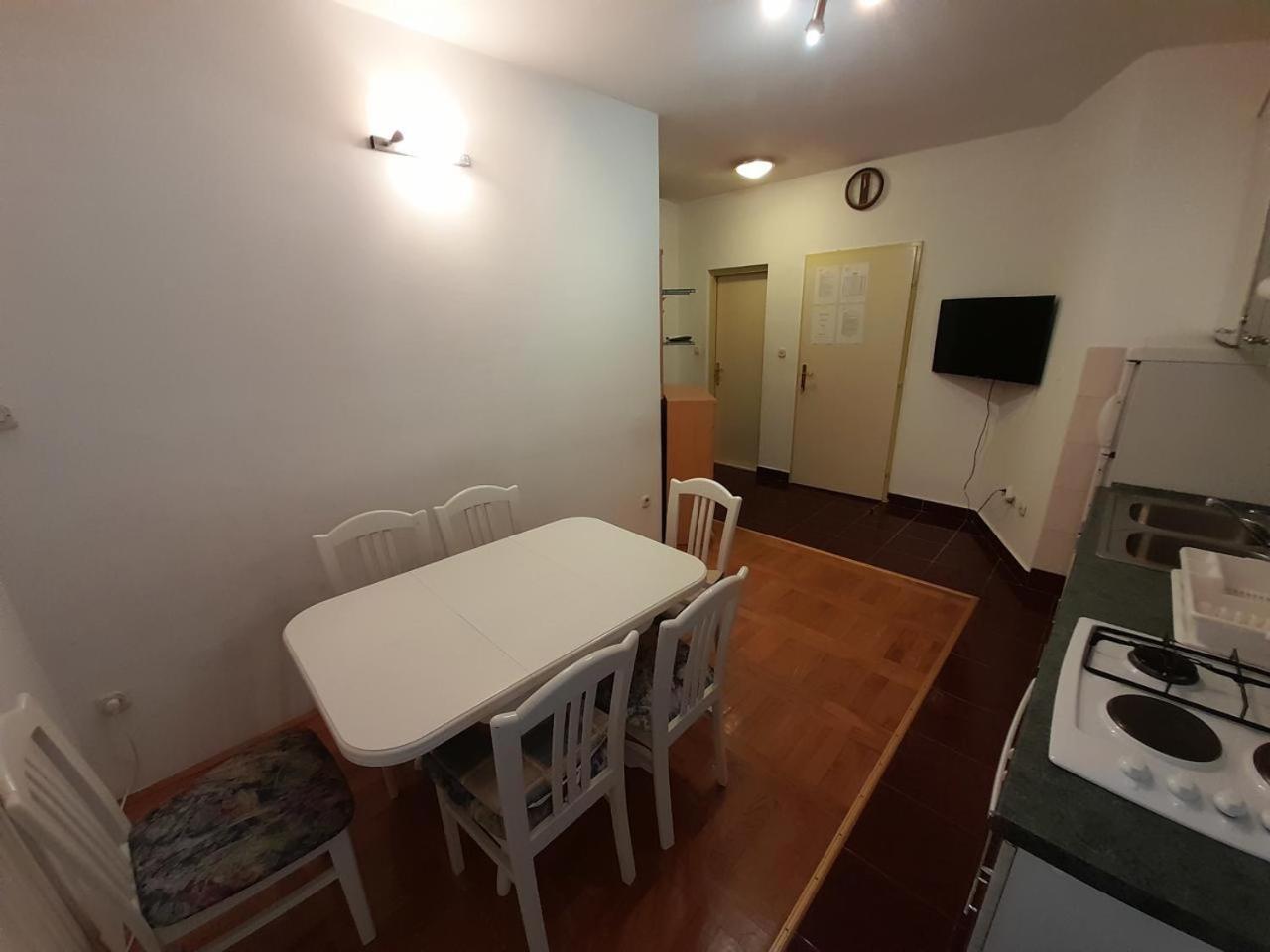 Apartments Nikolas Vodice Eksteriør billede