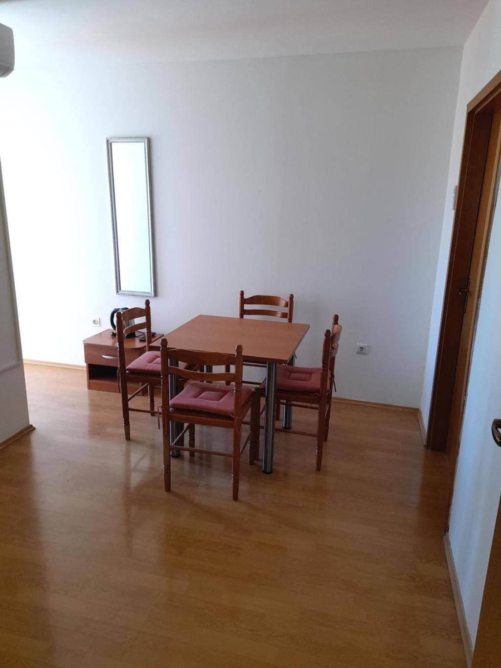 Apartments Nikolas Vodice Eksteriør billede