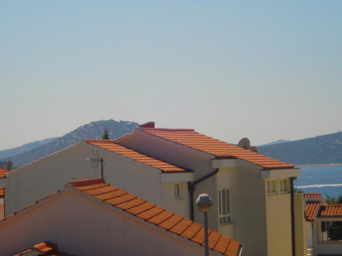 Apartments Nikolas Vodice Eksteriør billede