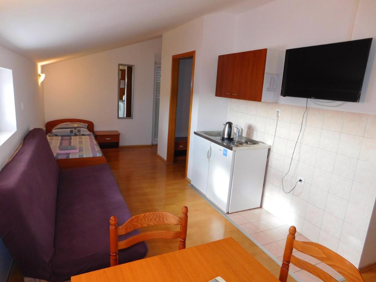 Apartments Nikolas Vodice Eksteriør billede